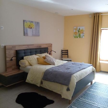 Jonquille Chic La Piccola Venezia Bed & Breakfast Vrécourt Eksteriør bilde